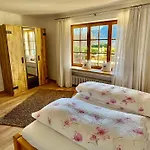 Haus Schoeneck - Chiemgau Karte Daire