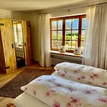 Haus Schoeneck - Chiemgau Karte Daire *